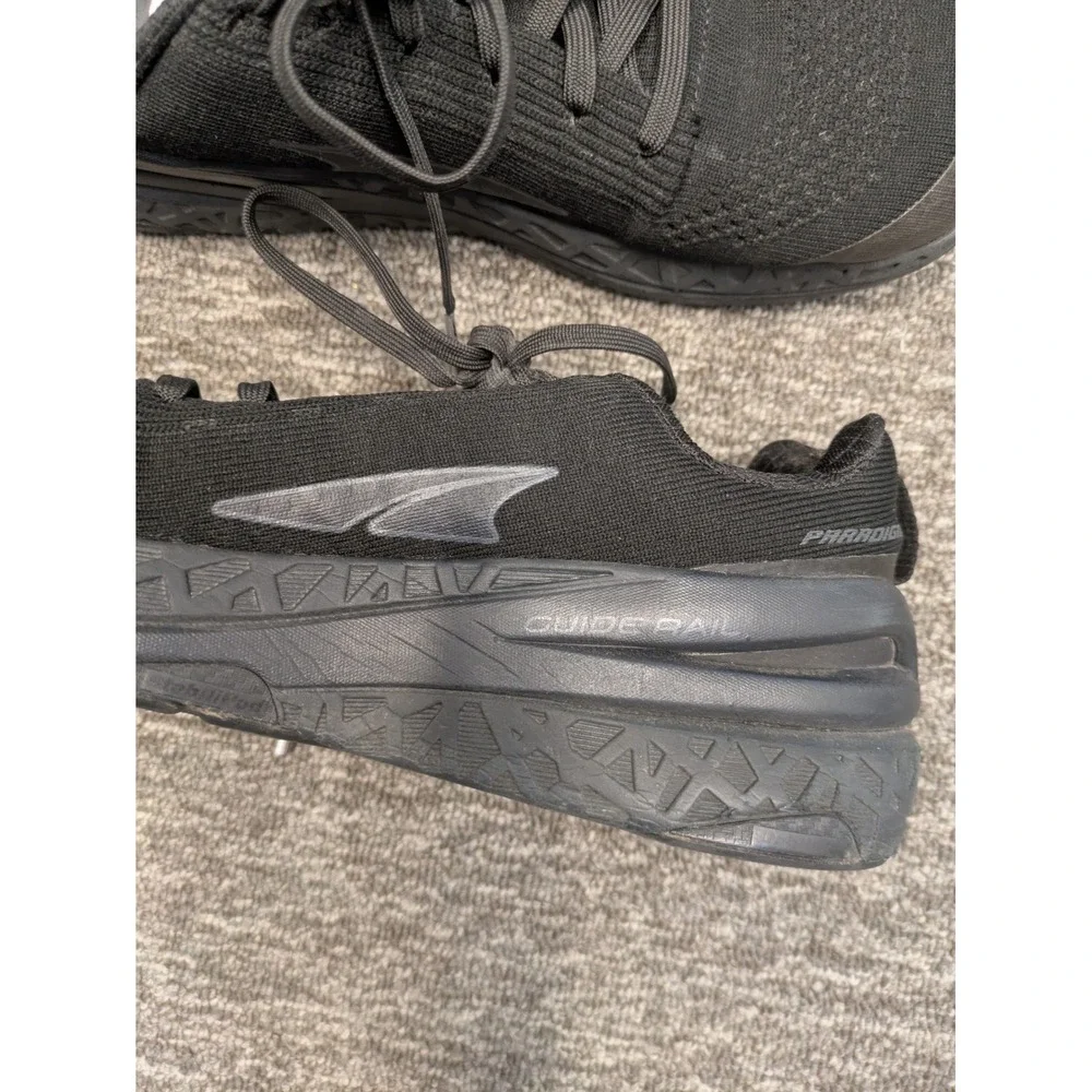 Altra Women's Size 6.5 Paradigm 4.5 Black Running Shoes‎